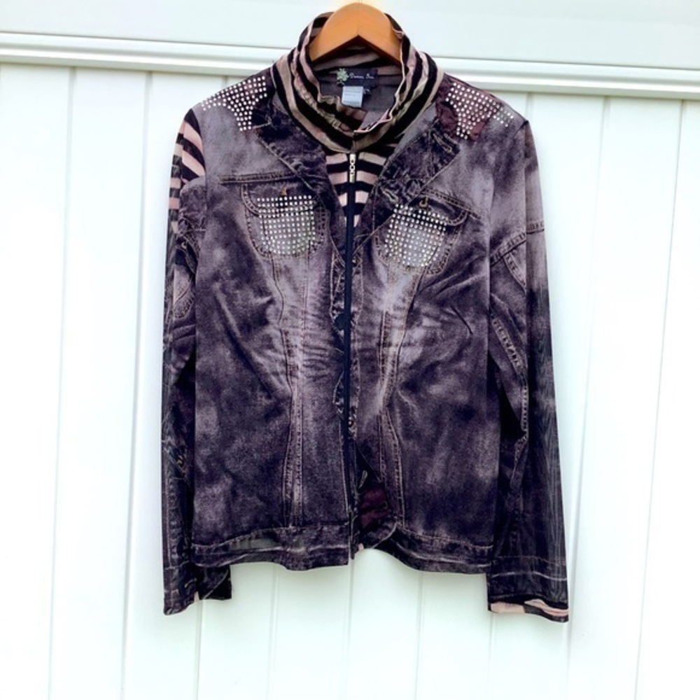 Damee, Inc. jacket